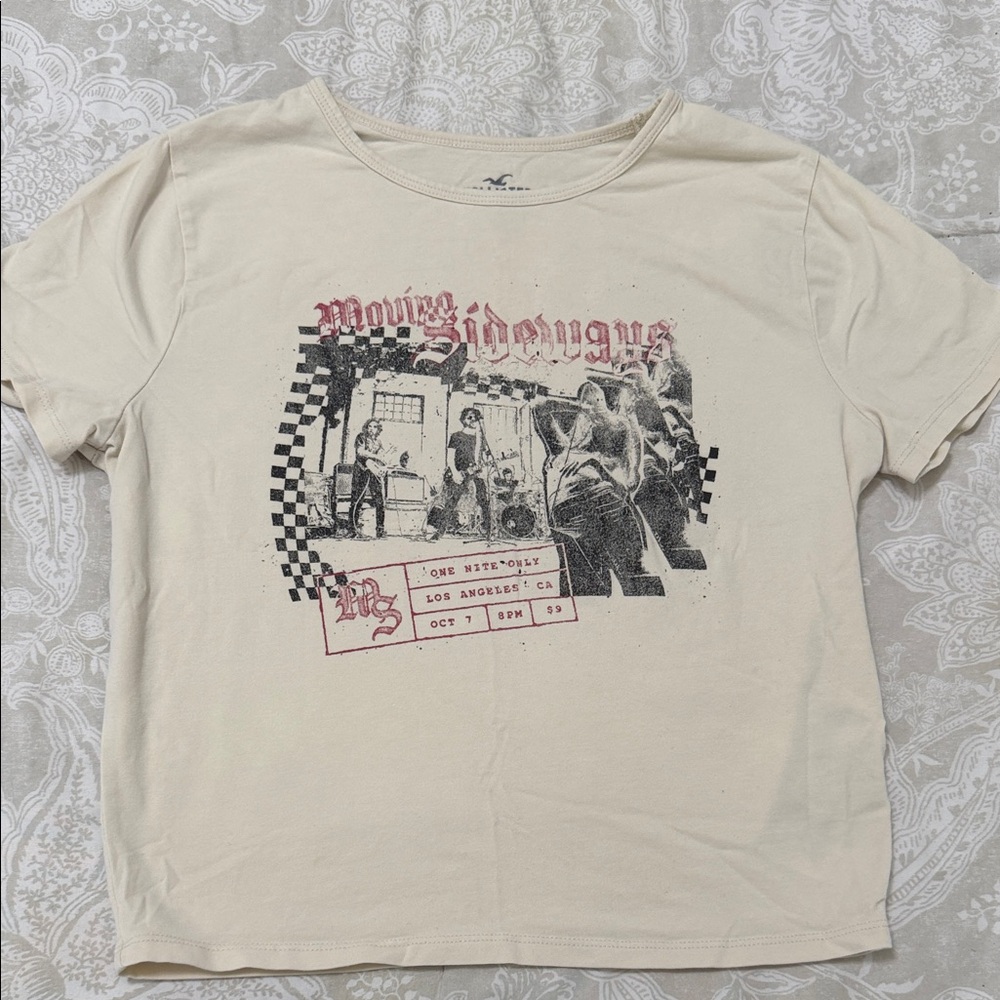 Hollister Cream Graphic 'Moving Sideways' Tee - Black & Red Print